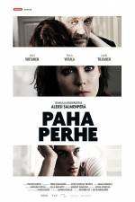 Watch Paha perhe Movie25