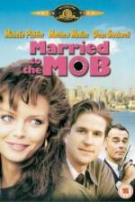 Watch Married to the Mob Movie25